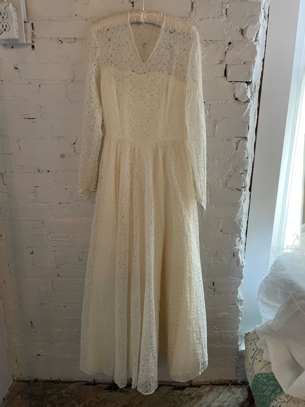 1950s Daffodil Lace Cream Gown